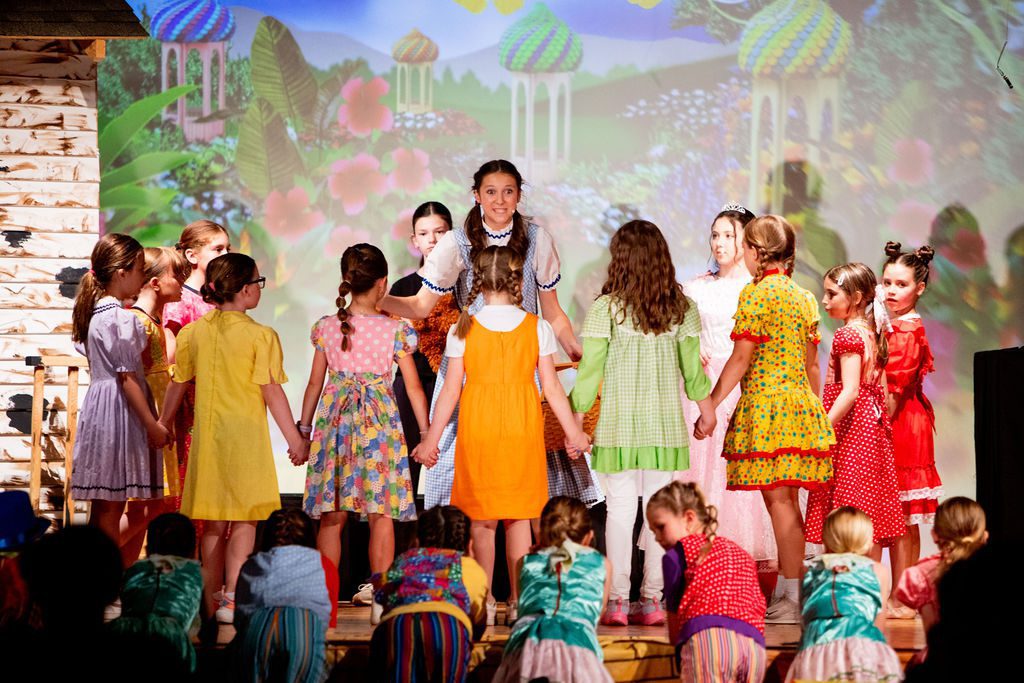Congratulations to the Cast of Wizard of Oz!